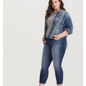 NWT Torrid 12R Classic Ankle Skinny jeans